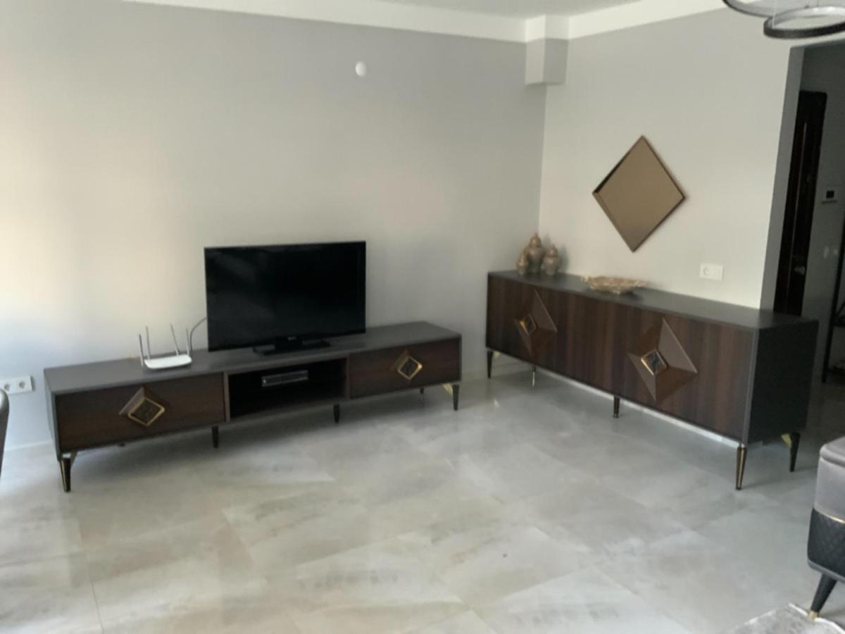 Luxury Z-Apart Family Homes 2 Bedrooms Wifi Near Metro Zeytinburnu Istanbul Eksteriør billede